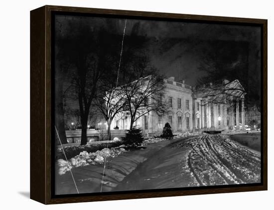 White House at Night-null-Framed Premier Image Canvas