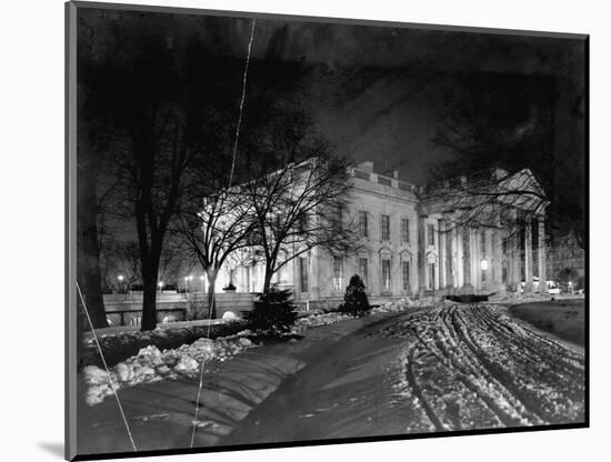 White House at Night-null-Mounted Photographic Print