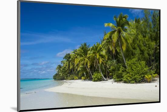 White sand bank in the turquoise waters of the Aitutaki lagoon, Rarotonga and the Cook Islands, Sou-Michael Runkel-Mounted Photographic Print