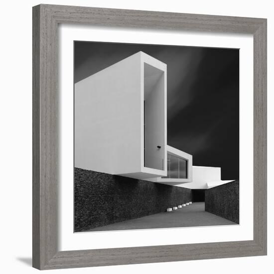 White Walls-Olavo Azevedo-Framed Photographic Print