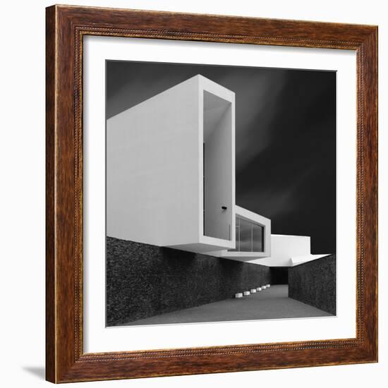 White Walls-Olavo Azevedo-Framed Photographic Print