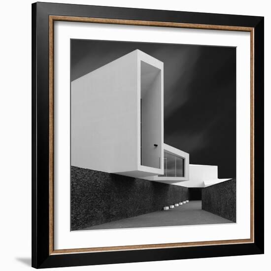 White Walls-Olavo Azevedo-Framed Photographic Print