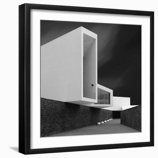 White Walls-Olavo Azevedo-Framed Photographic Print