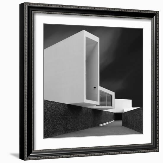 White Walls-Olavo Azevedo-Framed Photographic Print