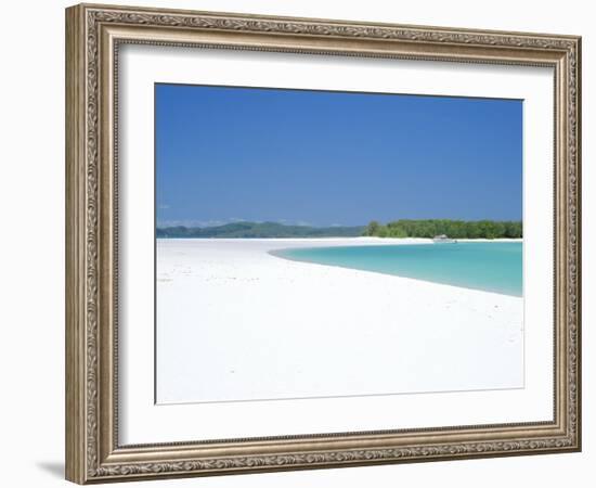Whitehaven Beach on the East Coast, Whitsunday Island, Queensland, Australia-Robert Francis-Framed Photographic Print