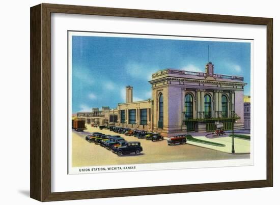 Wichita, Kansas - Exterior View of Union Station-Lantern Press-Framed Art Print