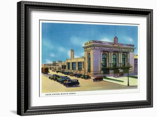 Wichita, Kansas - Exterior View of Union Station-Lantern Press-Framed Art Print