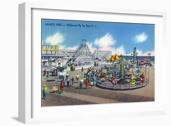 Wildwood, New Jersey - Wildwood-By-The-Sea Hunt's Pier-Lantern Press-Framed Art Print