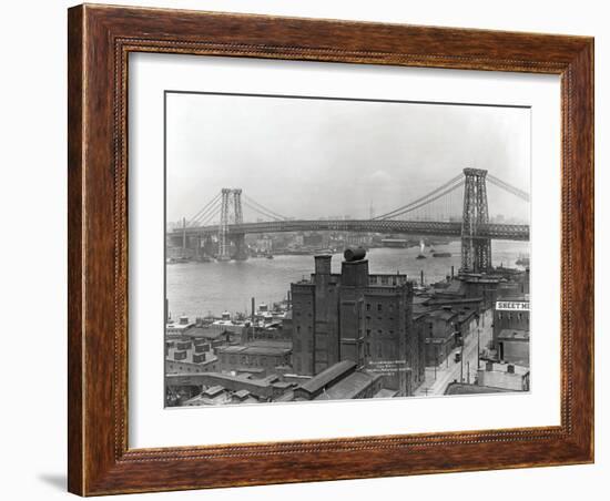 Williamsburg Bridge-null-Framed Photographic Print