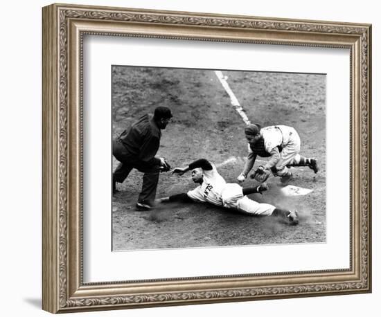 Willie Mays (1931- )-null-Framed Giclee Print