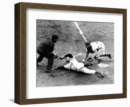 Willie Mays (1931- )-null-Framed Giclee Print