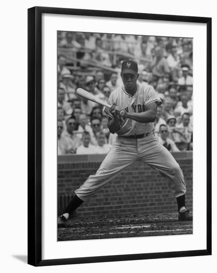 Willie Mays-Alfred Eisenstaedt-Framed Premium Photographic Print