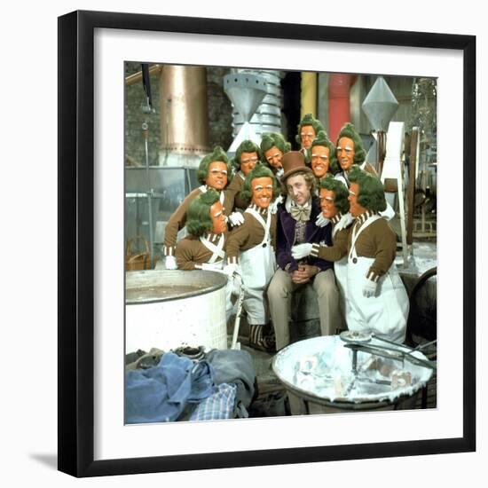 Willy Wonka And The Chocolate Factory, Gene Wilder, Oompa-Loompas, 1971-null-Framed Photo