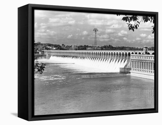 Wilson Dam in Alabama-null-Framed Premier Image Canvas