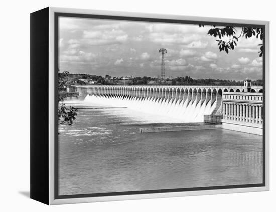 Wilson Dam in Alabama-null-Framed Premier Image Canvas