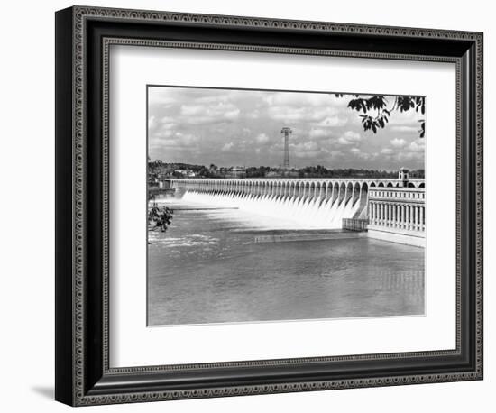 Wilson Dam in Alabama-null-Framed Photographic Print