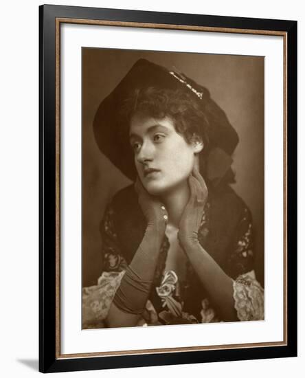 Winifred Emery, British Actress, 1883-null-Framed Photographic Print