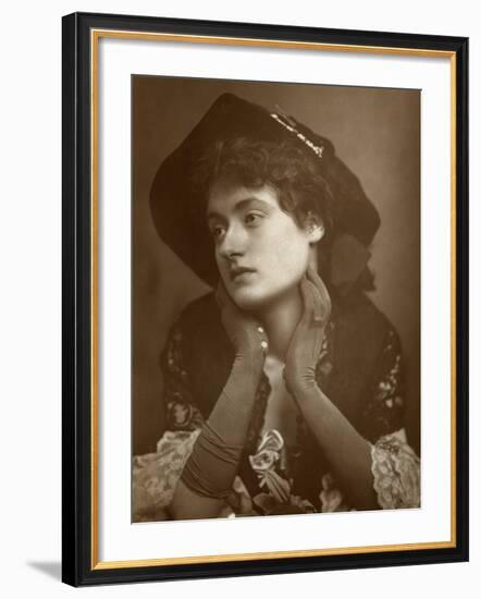 Winifred Emery, British Actress, 1883-null-Framed Photographic Print