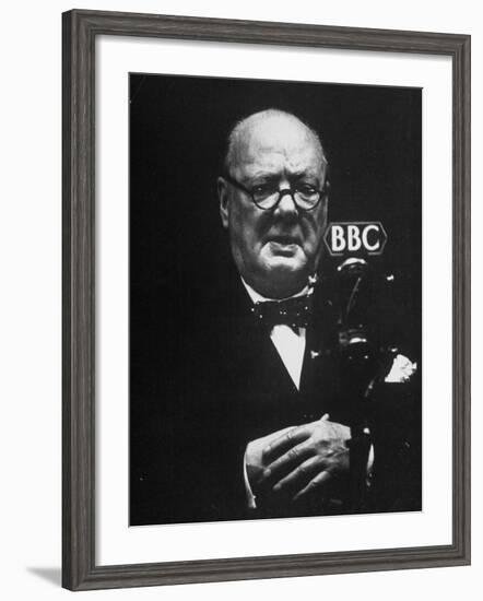 Winston Churchhill Speaking to a Crowd at the Conservative Party Conference-null-Framed Premium Photographic Print