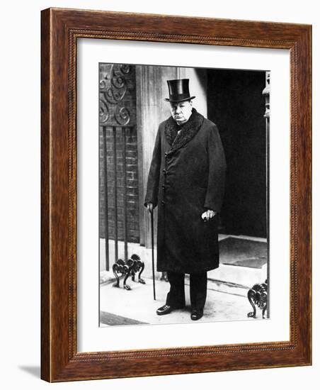 Winston Churchill, 1963-null-Framed Photo