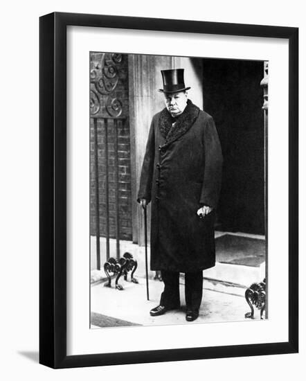 Winston Churchill, 1963-null-Framed Photo