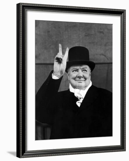 Winston Churchill Making "V" for Victory Sign-Alfred Eisenstaedt-Framed Premium Photographic Print