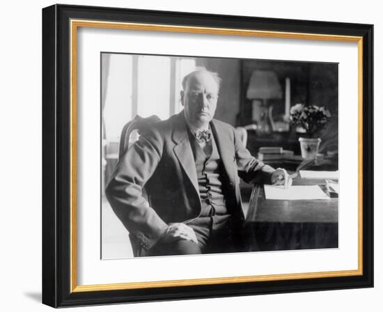 Winston Churchill-null-Framed Photographic Print