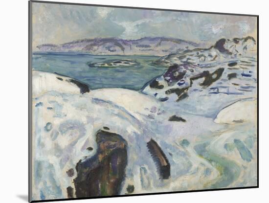 Winter on the Fjord, 1915 (Oil on Canvas)-Edvard Munch-Mounted Giclee Print