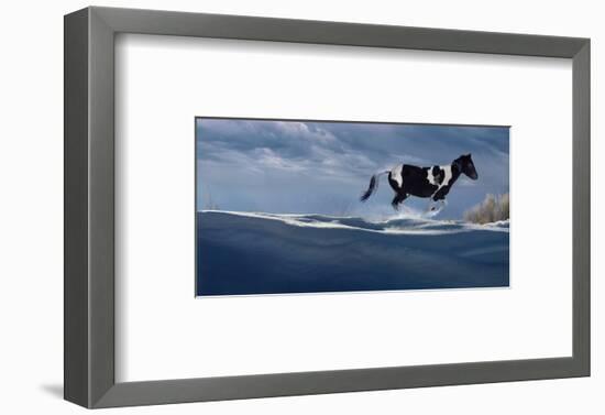 Wintry Runner-Steve Hunziker-Framed Art Print