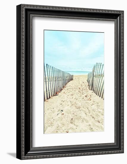 Within Reach-Edward M. Fielding-Framed Photographic Print