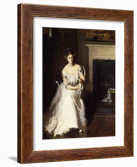 Woman Admiring Lace, 1910 (Oil on Canvas)-Frank Weston Benson-Framed Giclee Print