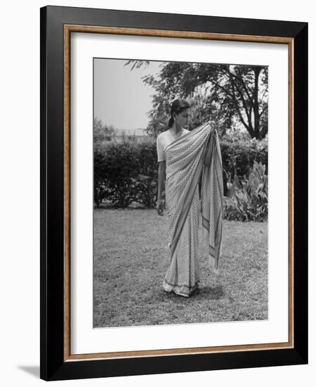 Woman Demonstrating How to Put on an Indian Sari-null-Framed Photographic Print