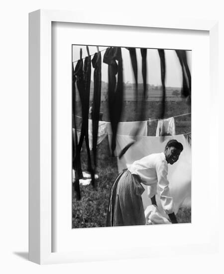 Woman Doing Laundry, C1902-Gertrude Kasebier-Framed Photographic Print