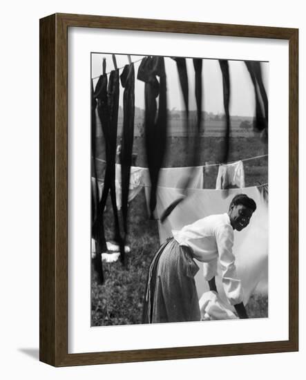 Woman Doing Laundry, C1902-Gertrude Kasebier-Framed Photographic Print