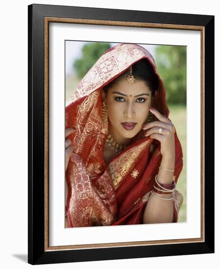 Woman Dressed in Sari / Traditional Costume, Mumbai (Bombay), Maharastra, India-Steve Vidler-Framed Photographic Print