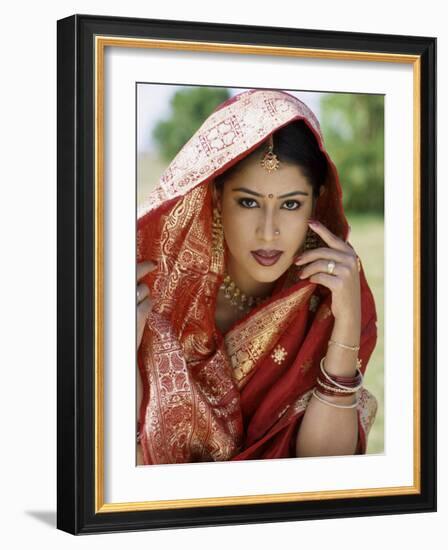 Woman Dressed in Sari / Traditional Costume, Mumbai (Bombay), Maharastra, India-Steve Vidler-Framed Photographic Print