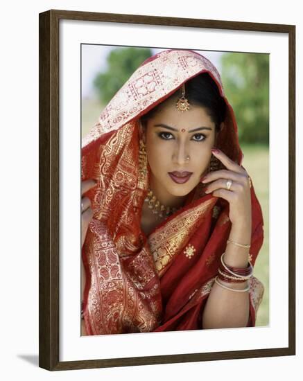 Woman Dressed in Sari / Traditional Costume, Mumbai (Bombay), Maharastra, India-Steve Vidler-Framed Photographic Print