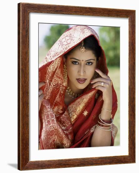 Woman Dressed in Sari / Traditional Costume, Mumbai (Bombay), Maharastra, India-Steve Vidler-Framed Photographic Print