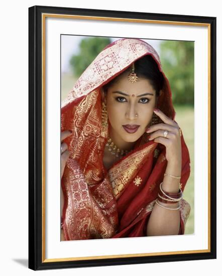 Woman Dressed in Sari / Traditional Costume, Mumbai (Bombay), Maharastra, India-Steve Vidler-Framed Photographic Print