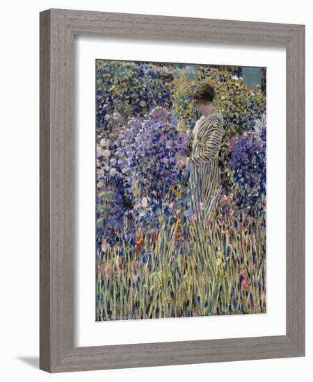 Woman in Garden, Circa 1912-Frederick Carl Frieseke-Framed Giclee Print