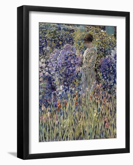 Woman in Garden, Circa 1912-Frederick Carl Frieseke-Framed Giclee Print