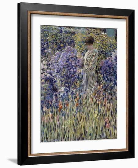 Woman in Garden, Circa 1912-Frederick Carl Frieseke-Framed Giclee Print