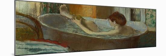 Woman in Her Bath, Washing a Leg, 1883-1884-Edgar Degas-Mounted Giclee Print