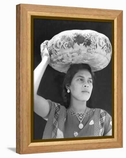 Woman in Tehuantepec, Mexico, 1929-Tina Modotti-Framed Premier Image Canvas