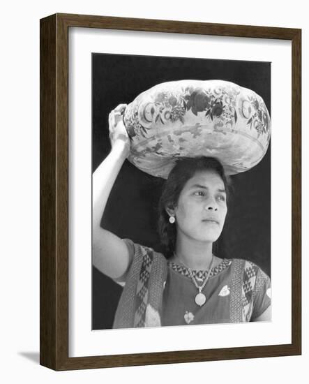 Woman in Tehuantepec, Mexico, 1929-Tina Modotti-Framed Giclee Print