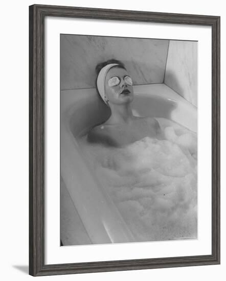 Woman Showing How to Take a Bath-Nina Leen-Framed Photographic Print