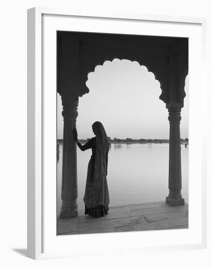 Woman Wearing Sari, Jaisalmer, Rajasthan, India-Doug Pearson-Framed Photographic Print