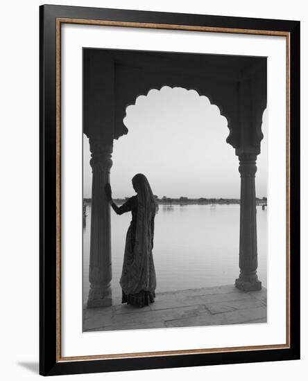 Woman Wearing Sari, Jaisalmer, Rajasthan, India-Doug Pearson-Framed Photographic Print