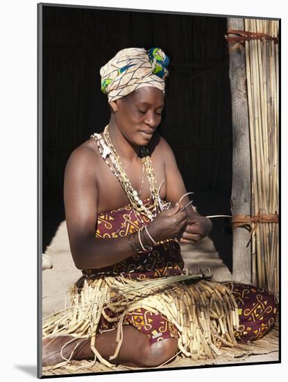 Woman Weaving Reeds, Kxoe Village, Kwando River Area, Caprivi Strip, Eastern Namibia-Kim Walker-Mounted Photographic Print