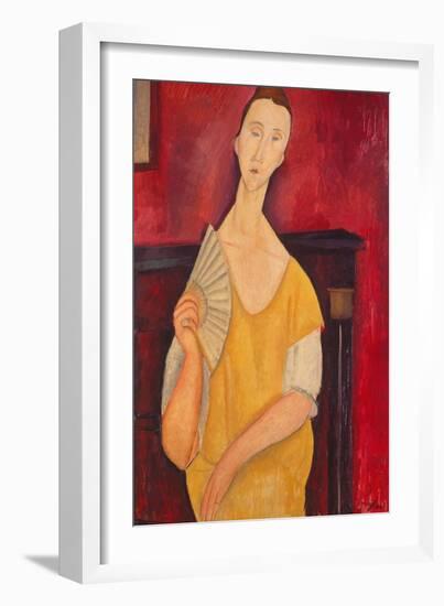 Woman with a Fan, 1919-Amadeo Modigliani-Framed Giclee Print